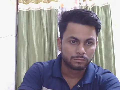 ursdreamperson online show from May 10, 1:09 am