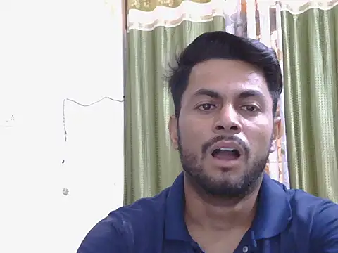 ursdreamperson online show from May 14, 1:46 am