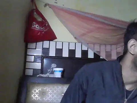 ursdreamperson online show from January 13, 3:27 pm