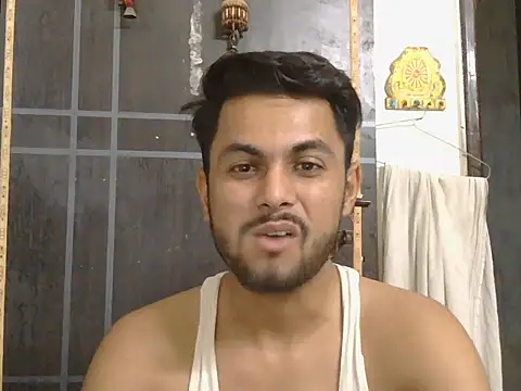 ursdreamperson online show from May 13, 1:40 pm