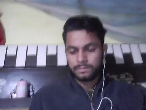 ursdreamperson online show from November 14, 2:48 am