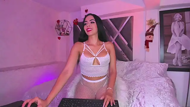 pocahontasweetss03 online show from November 13, 7:34 am