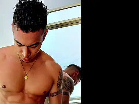 cristopher 22cm online show from January 14, 1:53 am