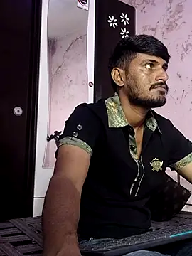 Snapshot of krishjaat43 chatting on July 11, 7:25 pm krishjaat43 online show from July 11, 7:25 pm
