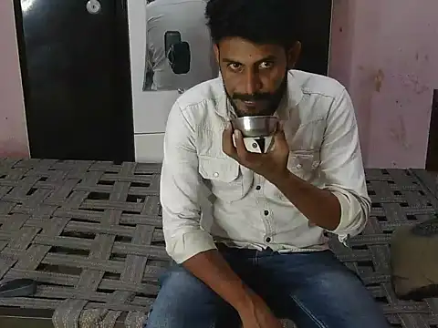 krishjaat43 online show from May 14, 11:51 am