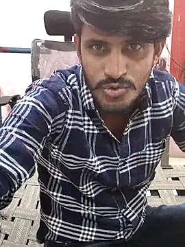 Snapshot of krishjaat43 chatting on October 19, 9:45 am krishjaat43 online show from October 19, 9:45 am