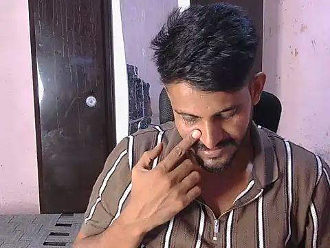 krishjaat43 online show from April 18, 3:47 pm