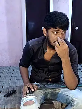 Snapshot of krishjaat43 chatting on June 16, 7:36 pm krishjaat43 online show from June 16, 7:36 pm