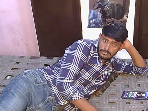 Snapshot of krishjaat43 chatting on July 12, 7:37 pm krishjaat43 online show from July 12, 7:37 pm