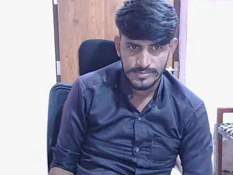 Snapshot of krishjaat43 chatting on November 18, 6:22 pm krishjaat43 online show from November 18, 6:22 pm