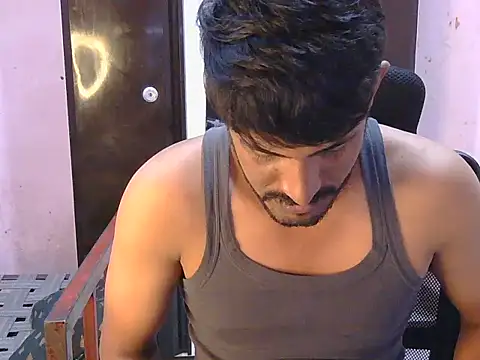 Snapshot of krishjaat43 chatting on July 10, 4:56 am krishjaat43 online show from July 10, 4:56 am