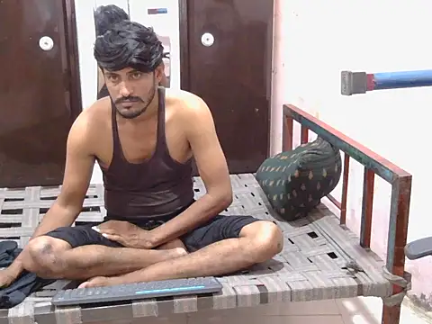 Snapshot of krishjaat43 chatting on November 2, 3:39 pm krishjaat43 online show from November 2, 3:39 pm