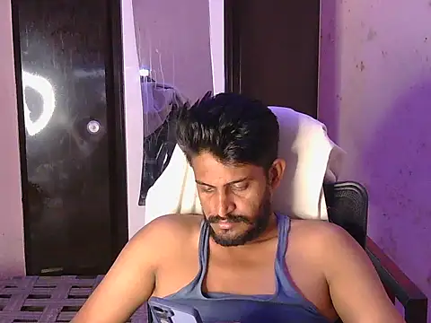 krishjaat43 online show from May 21, 3:42 pm