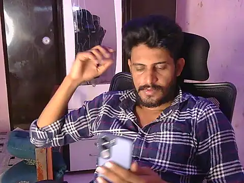 krishjaat43 online show from May 23, 6:12 am