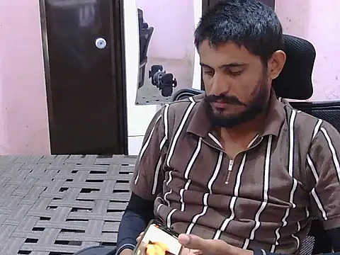 krishjaat43 online show from February 6, 11:39 am