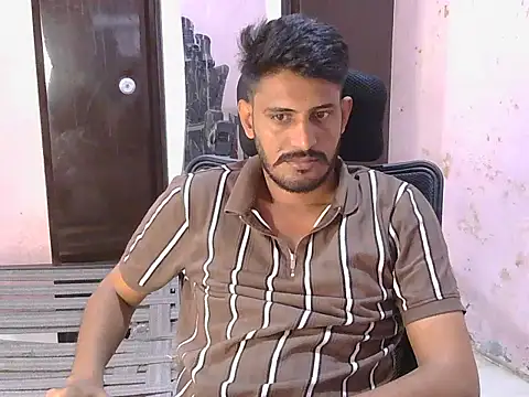 krishjaat43 online show from April 18, 2:58 am