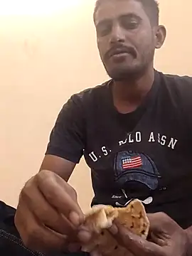 krishjaat43 online show from February 18, 5:16 am