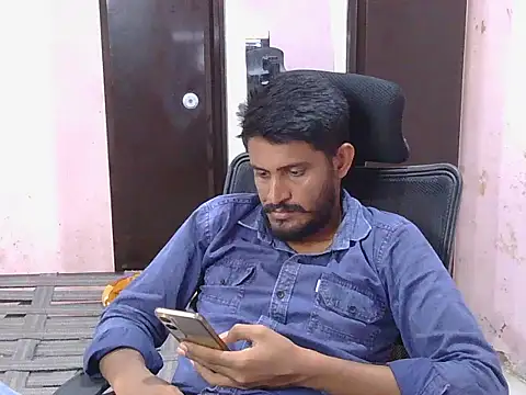 krishjaat43 online show from March 26, 9:13 pm