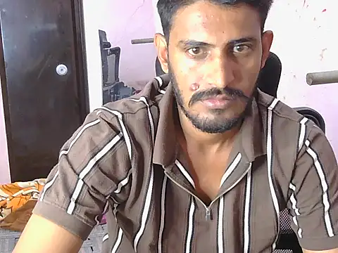 krishjaat43 online show from March 8, 2:04 am