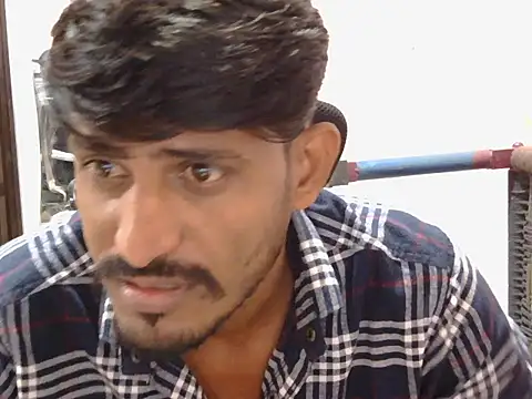 Snapshot of krishjaat43 chatting on November 7, 5:06 pm krishjaat43 online show from November 7, 5:06 pm