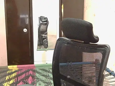 Snapshot of krishjaat43 chatting on November 15, 7:12 am krishjaat43 online show from November 15, 7:12 am