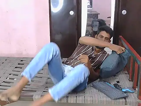 krishjaat43 online show from March 21, 5:41 am