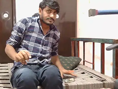 Snapshot of krishjaat43 chatting on October 30, 4:04 pm krishjaat43 online show from October 30, 4:04 pm