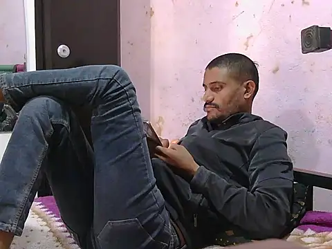 krishjaat43 online show from December 16, 6:06 am