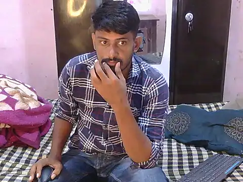 Snapshot of krishjaat43 chatting on July 1, 2:12 am krishjaat43 online show from July 1, 2:12 am