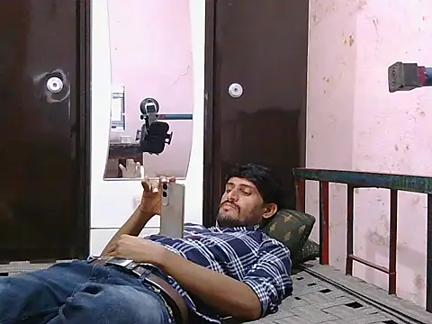 Snapshot of krishjaat43 chatting on October 29, 12:59 pm krishjaat43 online show from October 29, 12:59 pm