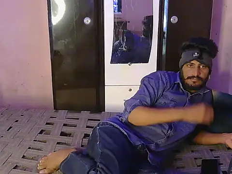 krishjaat43 online show from May 30, 7:58 am