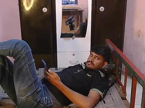 Snapshot of krishjaat43 chatting on July 10, 5:02 pm krishjaat43 online show from July 10, 5:02 pm