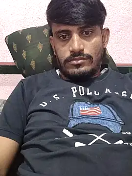 Snapshot of krishjaat43 chatting on November 11, 6:52 am krishjaat43 online show from November 11, 6:52 am