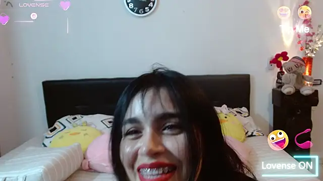 Snapshot of angelly__kate chatting on November 13, 1:42 am angelly kate online show from November 13, 1:42 am