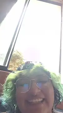 XxGreenGoodxX online show from May 14, 8:06 pm