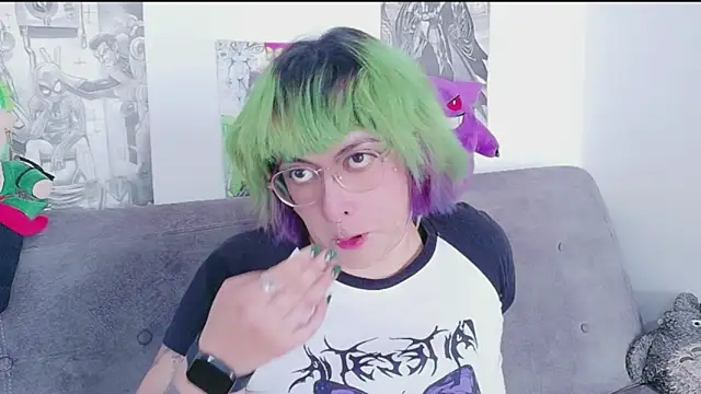 XxGreenGoodxX online show from June 9, 5:36 pm