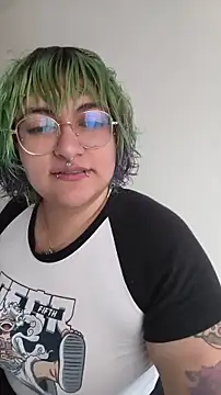XxGreenGoodxX online show from May 10, 7:49 pm