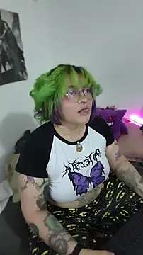 XxGreenGoodxX online show from April 22, 8:26 pm