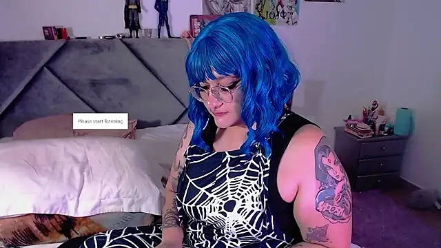 Snapshot of XxGreenGoodxX chatting on November 13, 10:35 pm XxGreenGoodxX online show from November 13, 10:35 pm