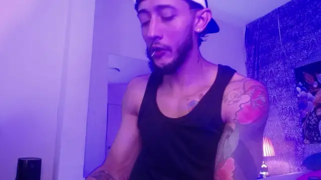 jonas conor online show from November 29, 7:58 pm