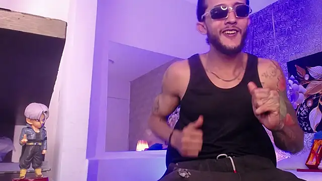 jonas conor online show from December 3, 7:46 pm