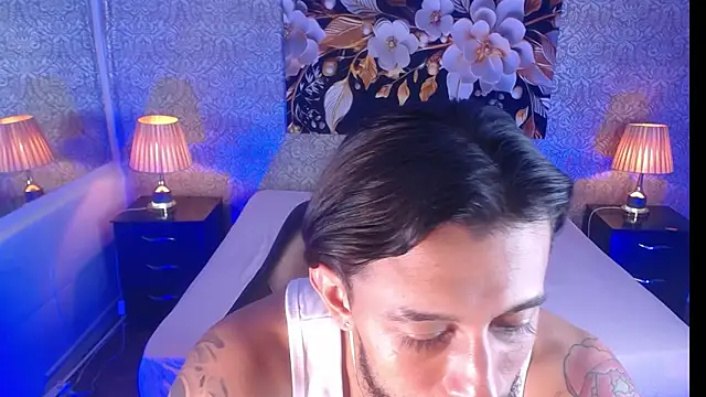 jonas conor online show from September 22, 8:15 pm