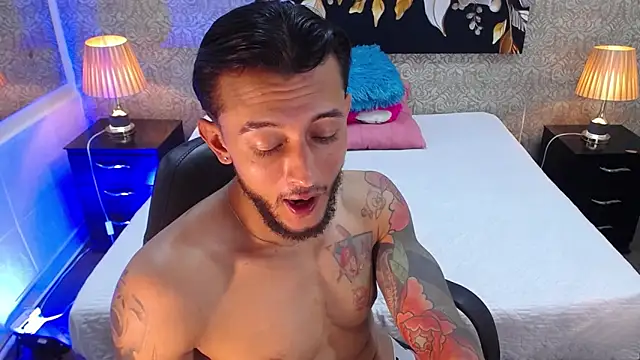 jonas conor online show from September 10, 7:35 pm