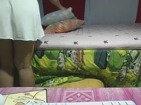 Snapshot of SeksiEstella chatting on November 4, 1:31 am SeksiEstella online show from November 4, 1:31 am