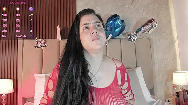  Cris Spicy  online show from July 5, 6:59 pm