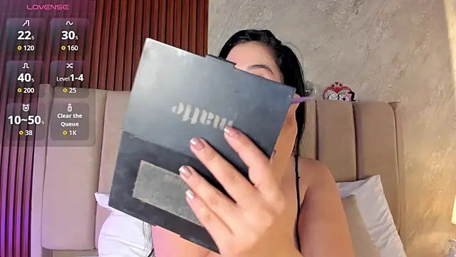  Cris Spicy  online show from November 9, 4:44 pm