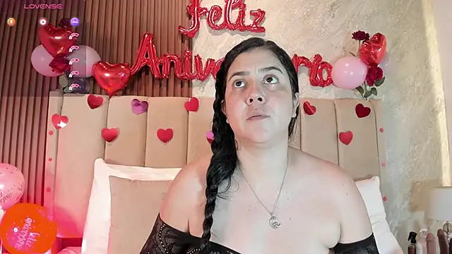  Cris Spicy  online show from July 1, 7:14 pm