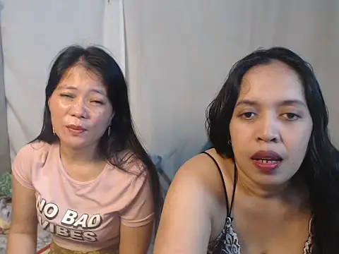 Snapshot of urasian_davao chatting on June 16, 2:00 am urasian davao online show from June 16, 2:00 am