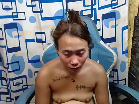 joanpetite online show from April 11, 7:45 am