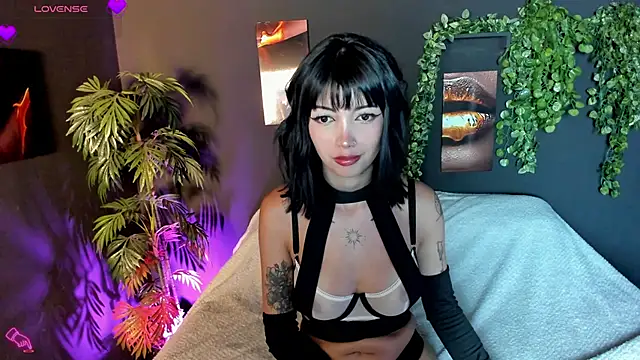Snapshot of Evelyn_Russoo chatting on September 20, 2:00 pm Evelyn Russoo online show from September 20, 2:00 pm
